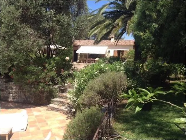 Villa Spacieuse A Deux Pas Du Centre Du Village Et De La Mer Porquerolles